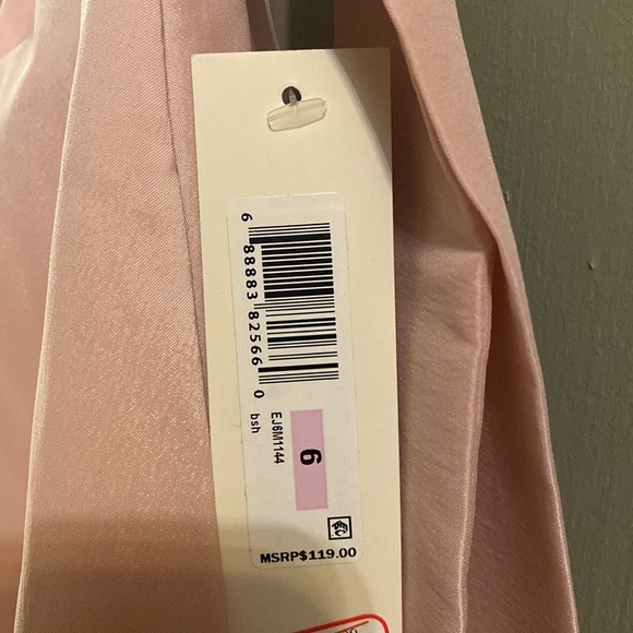 High low elegant skirt - Picture 2 of 2